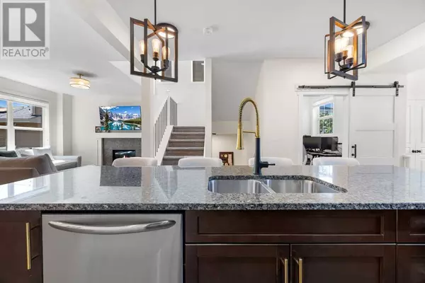Calgary, AB T3M2B1,91 Masters Avenue SE