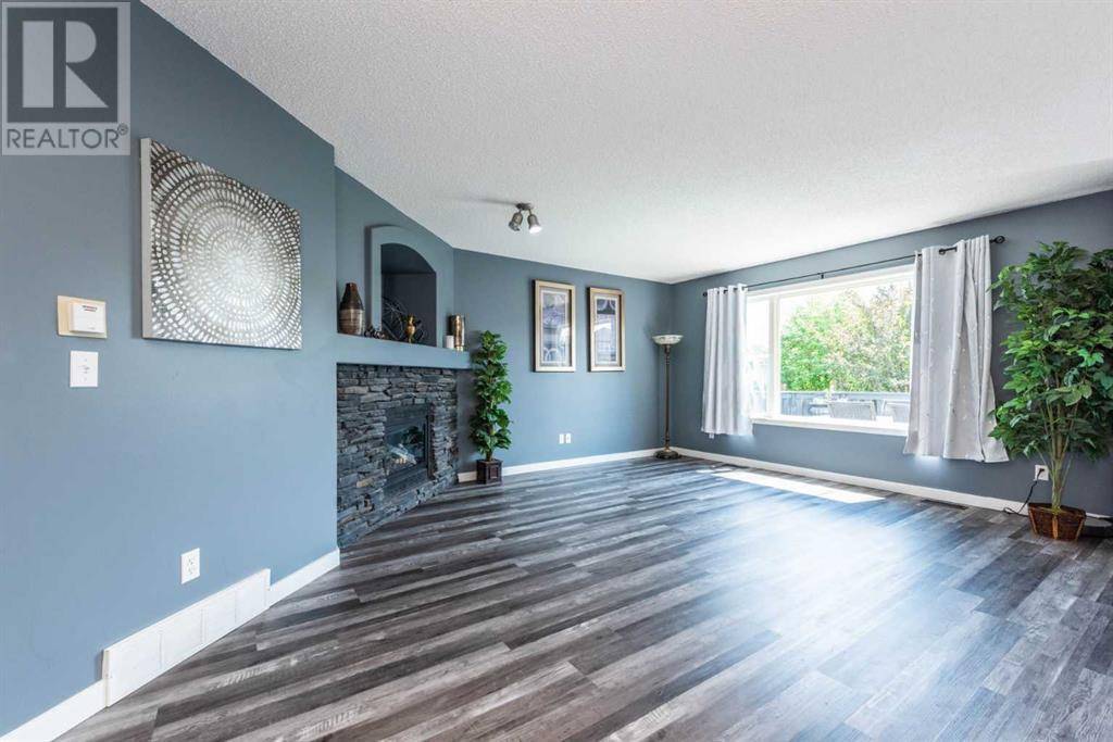 Calgary, AB T2Y4J7,115 Everstone Rise SW