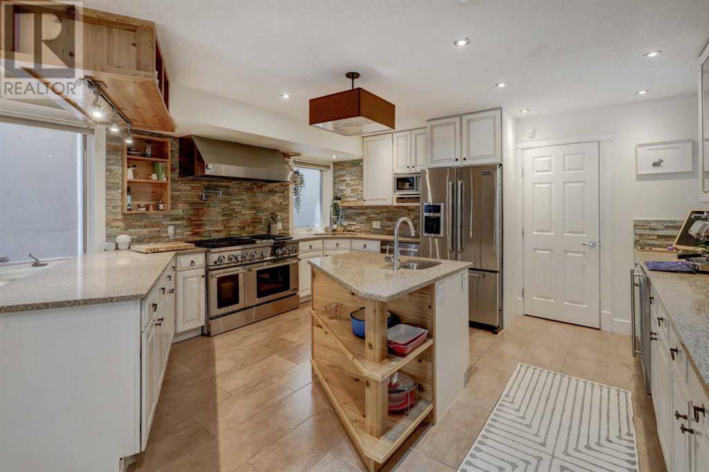 Calgary, AB T2T4V2,3815 18 Street SW