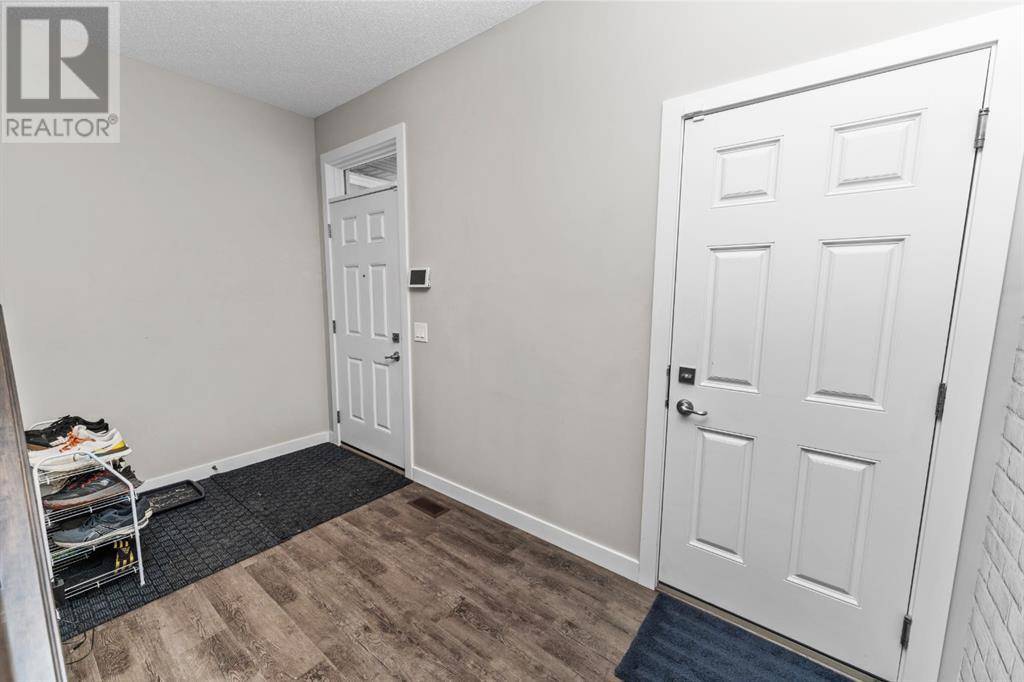 Calgary, AB T3N1L9,164 cornerbrook Common NE