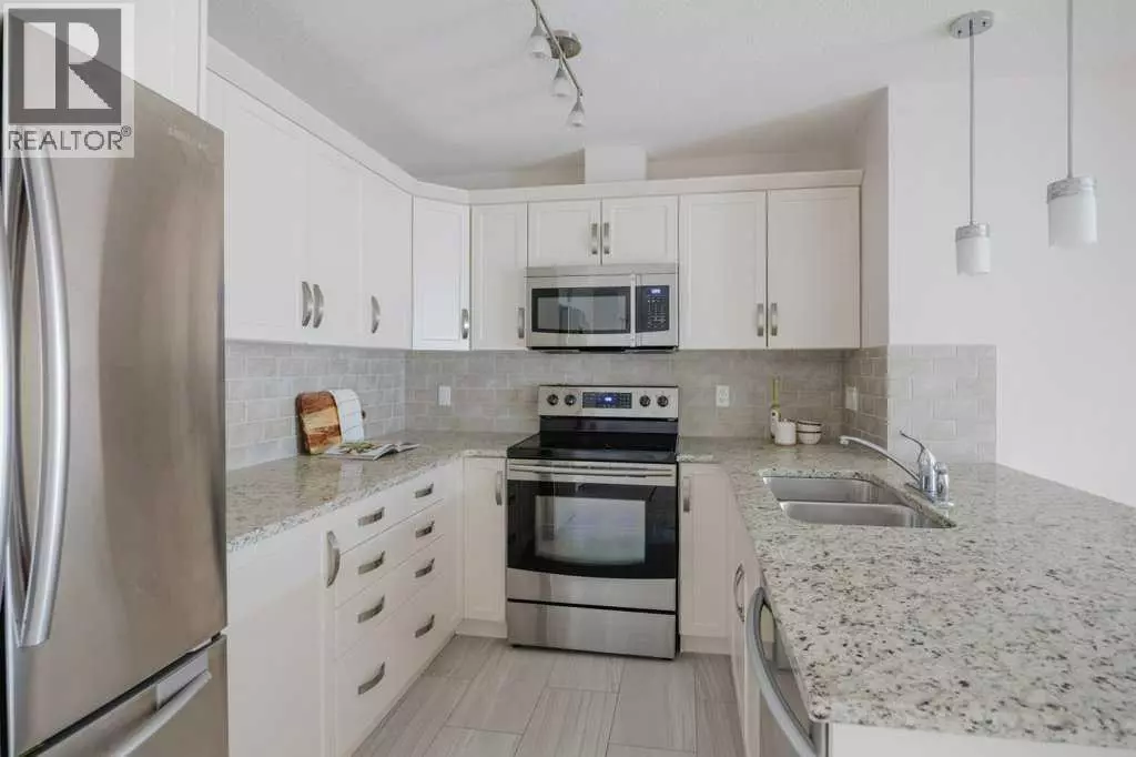 Calgary, AB T2Z0M7,3305, 115 Prestwick Villas SE