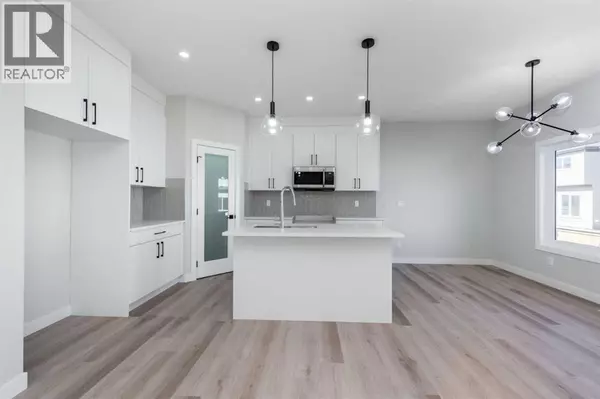 Chestermere, AB T1X2T9,92 Waterford Manor