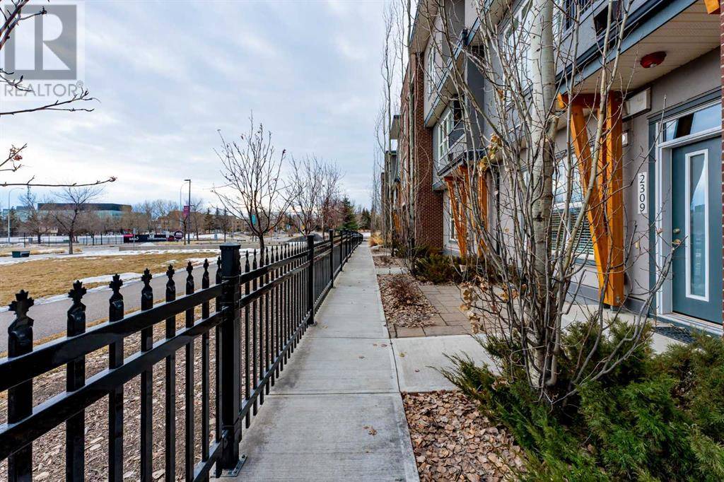 Calgary, AB T3E8A9,2309, 95 Burma Star Road SW