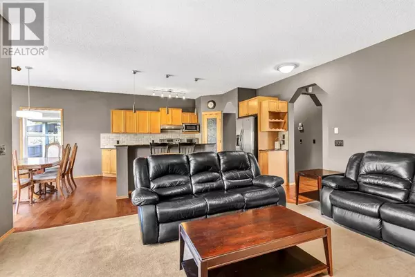Calgary, AB T3L0C7,40 Panamount Circle NW