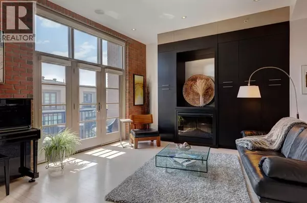 Calgary, AB T3H0G3,416 Aspen Meadows Hill SW