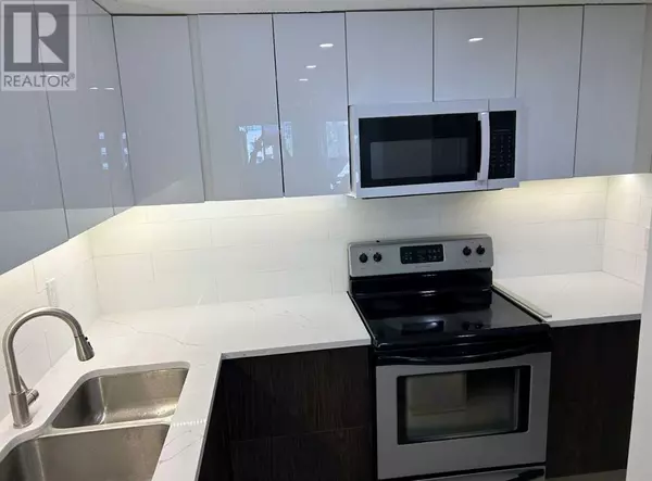 Calgary, AB T2R0P8,606, 330 15 Avenue SW