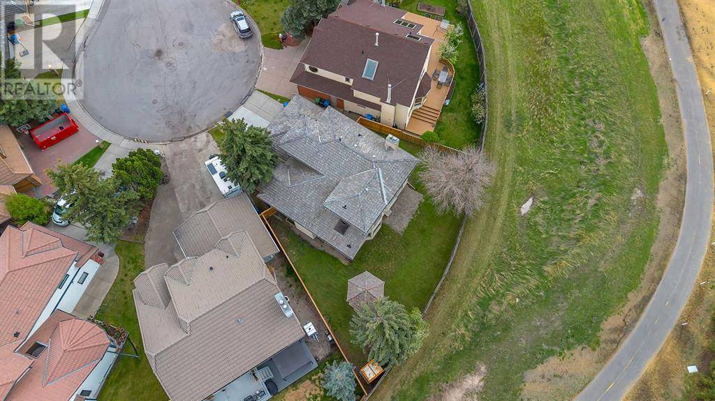 Calgary, AB T2W5M9,188 Canter Place SW