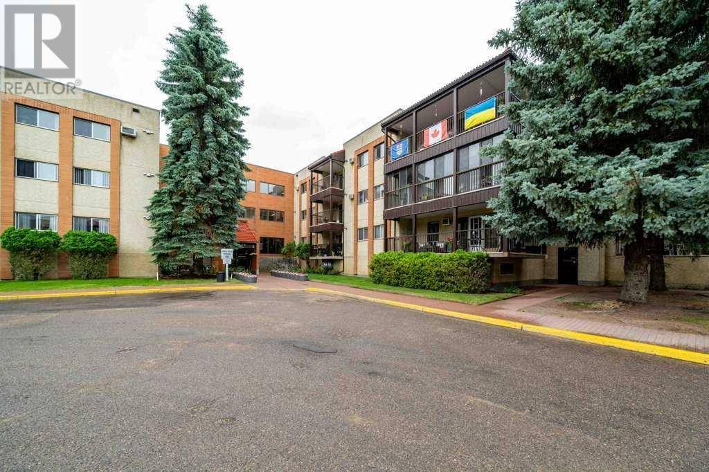Medicine Hat, AB T1B3Z3,235, 1480 Southview Drive SE