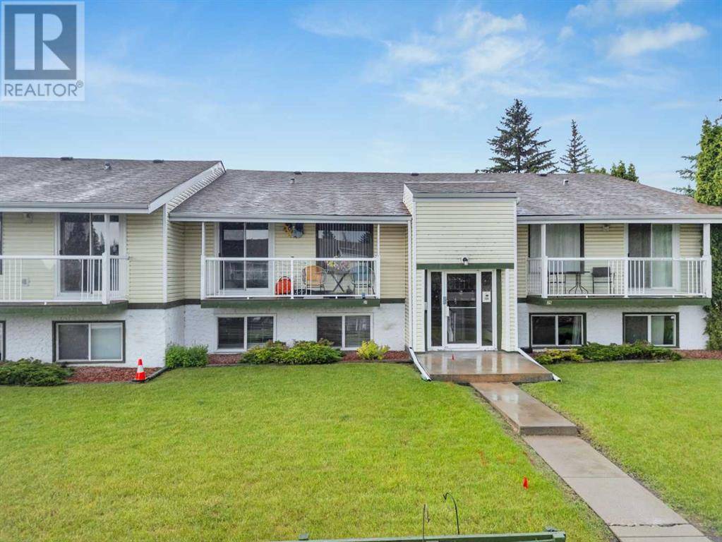 26, 11 Stanton Street, Red Deer, AB T4N0B9