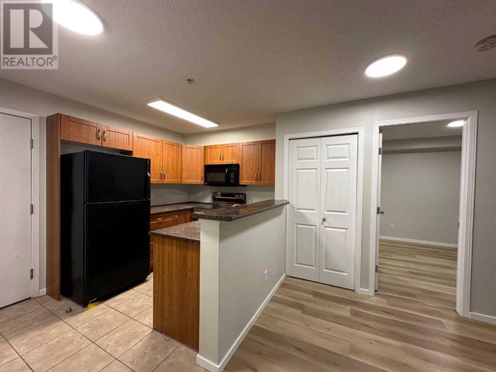 Calgary, AB T2Y0H6,1107, 8 Bridlecrest Drive SW