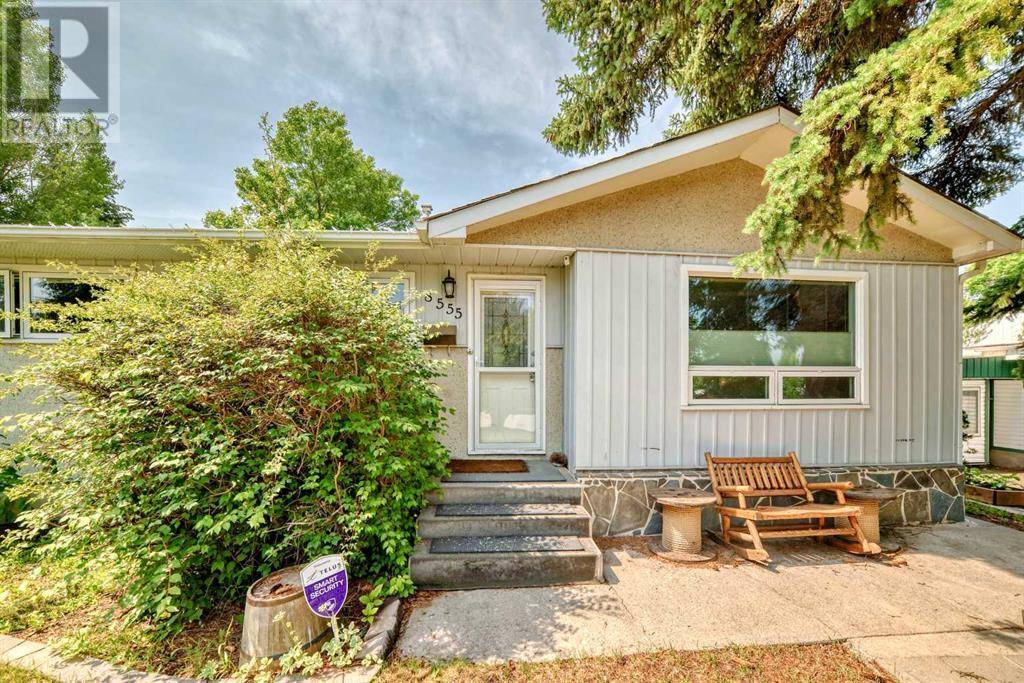 8555 34 Avenue NW, Calgary, AB T3B1R3