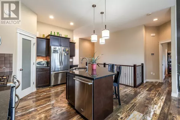 Medicine Hat, AB T1B0N3,376 Somerside Crescent SE