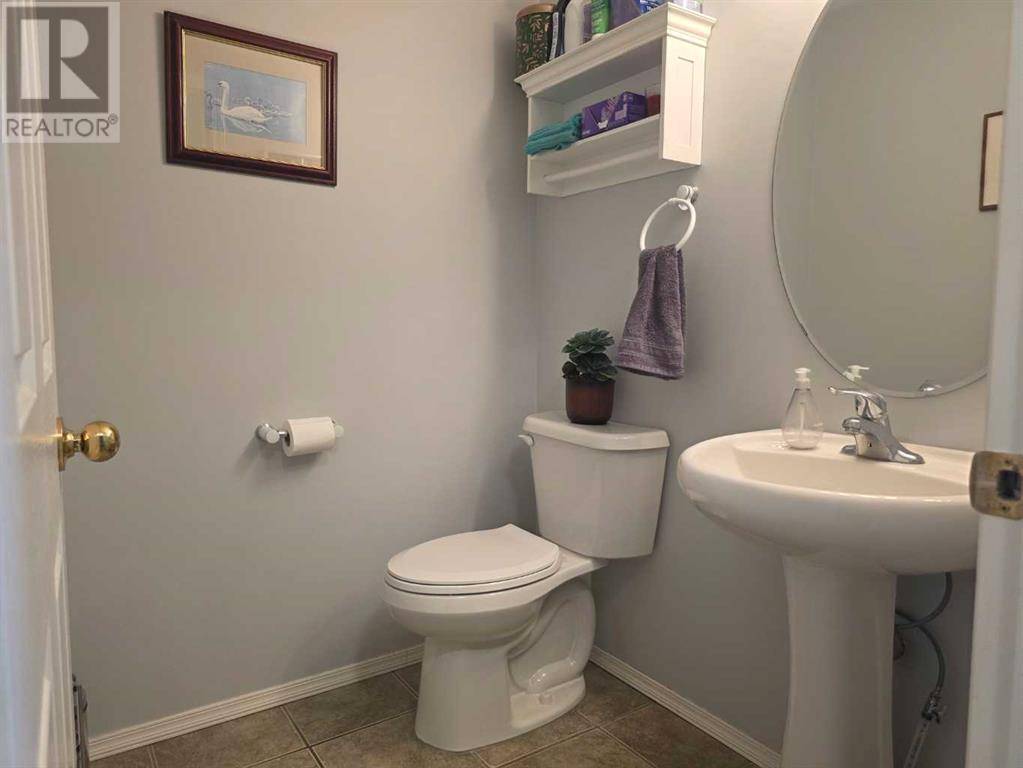 Red Deer, AB T4R2Z6,46, 73 Addington Drive
