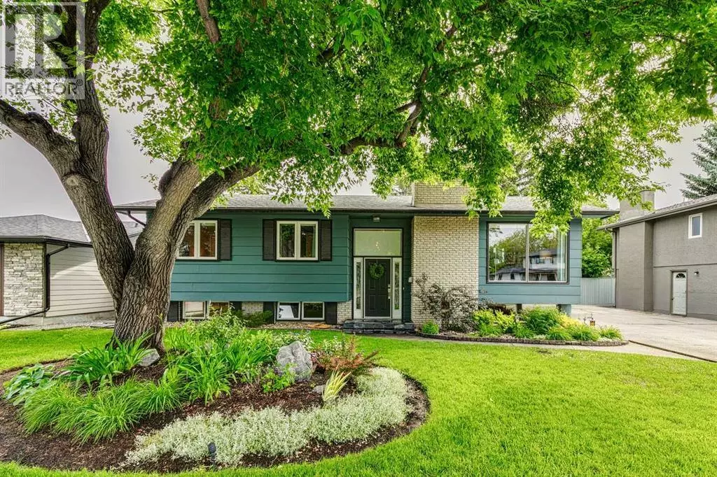 Calgary, AB T2J2M9,144 Lake Wapta Rise SE