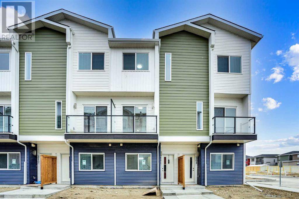 306 Red Sky Villas NE, Calgary, AB T3N2M2