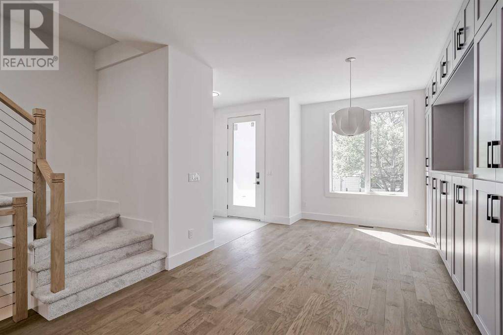 Calgary, AB T2M2K6,436 28 Avenue NW