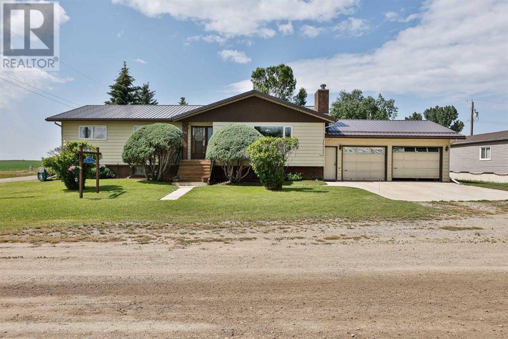 205 4 Avenue N, Champion, AB T0L0R0