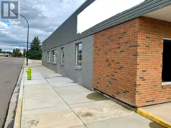 Red Deer, AB T4N4B4,102, 5229 50 Avenue