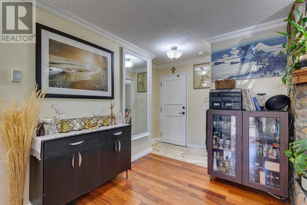 Calgary, AB T2N3T4,14, 3422 Parkdale Boulevard NW
