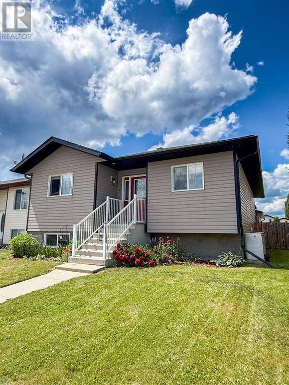 Whitecourt, AB T7S0A8,6 Rivers Place