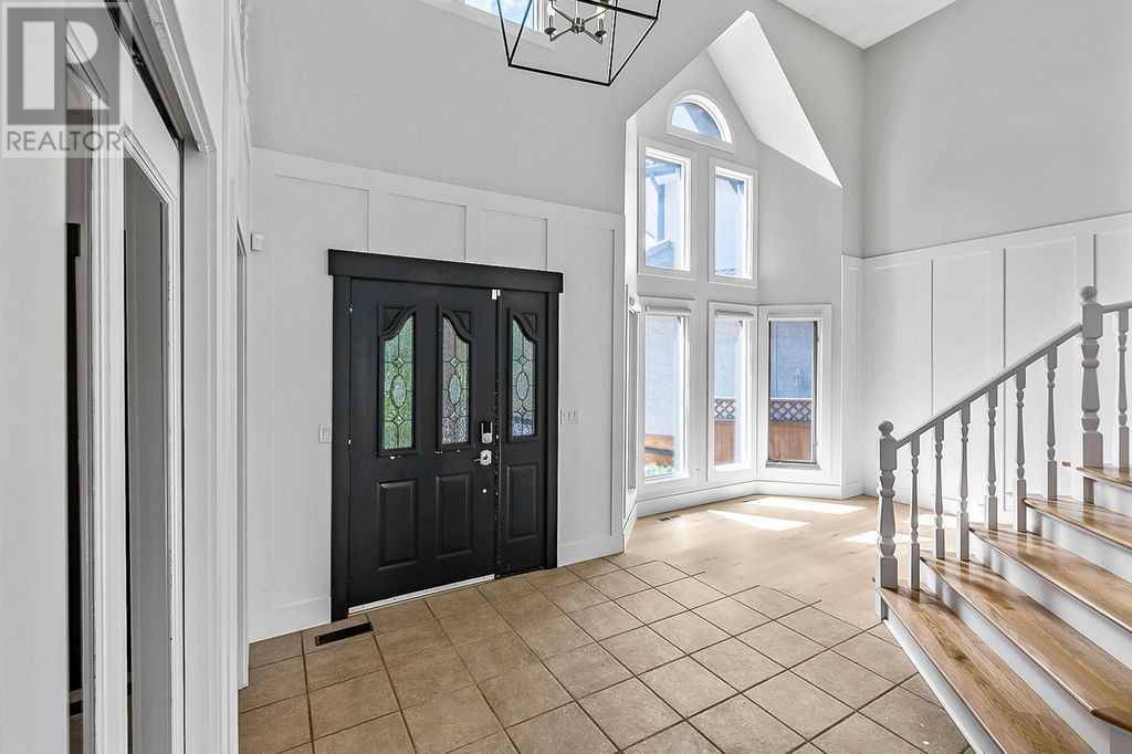 Calgary, AB T2W5M9,164 Canter Place SW