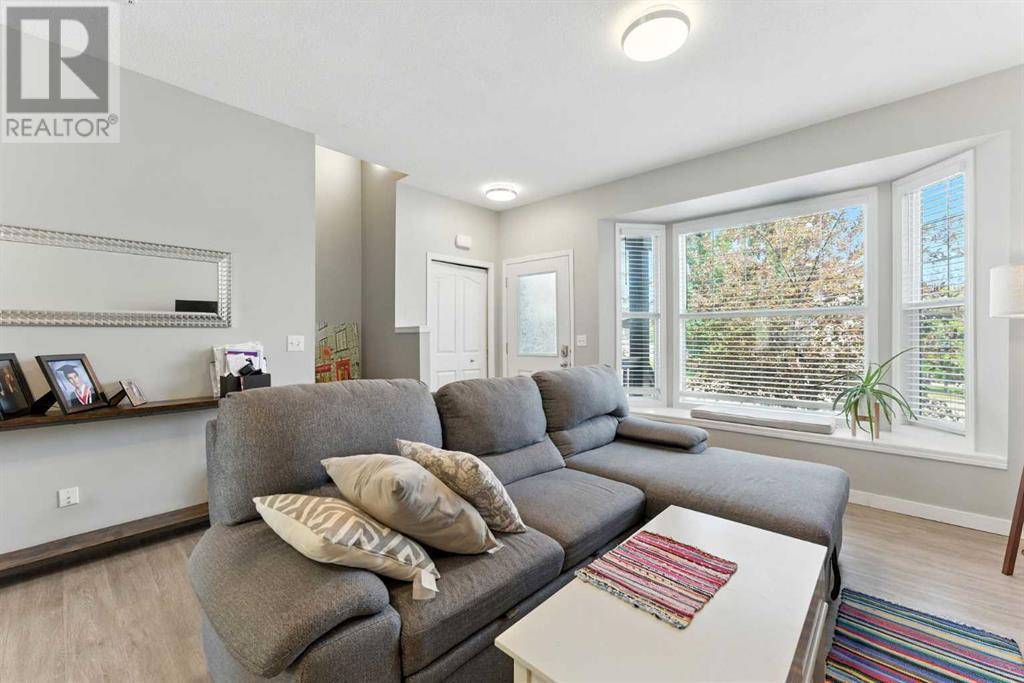 Airdrie, AB T4B0L1,803, 2066 Luxstone Boulevard SW