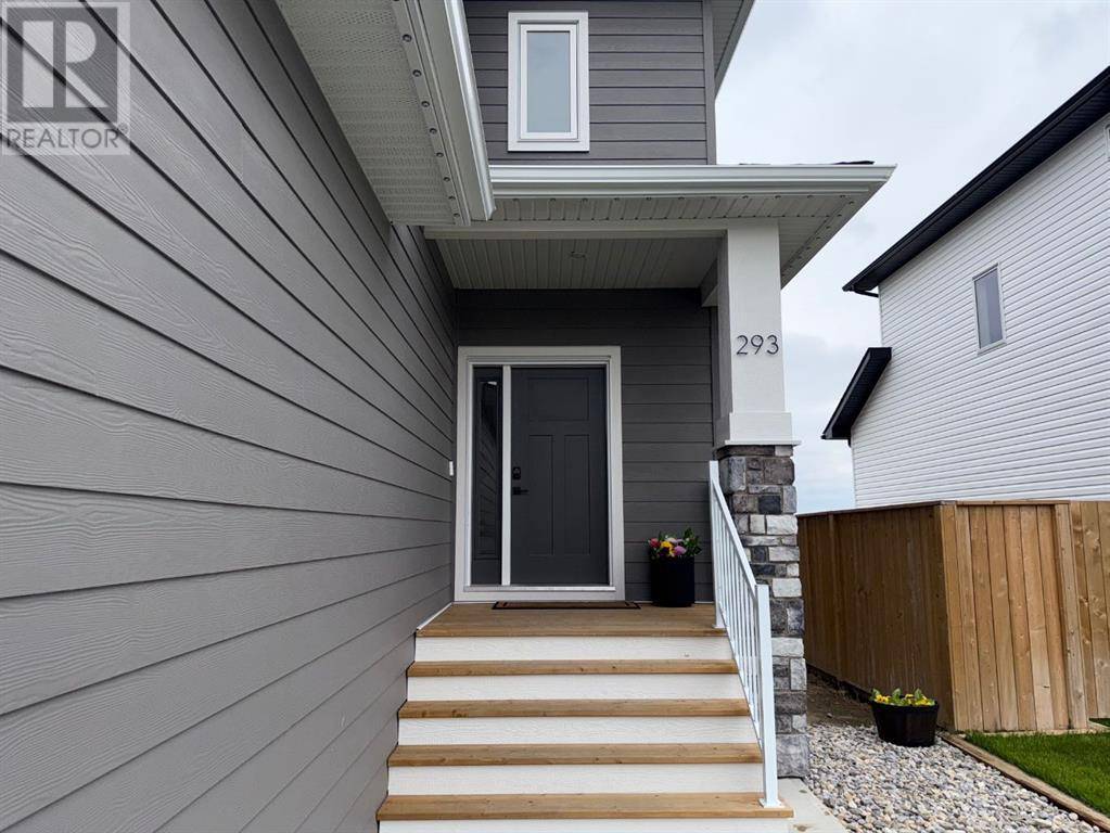 Lethbridge, AB T1K8H8,293 Rivergrove Chase W