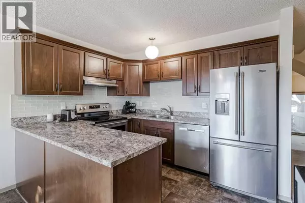Calgary, AB T2X1L5,25, 99 Midpark Gardens SE