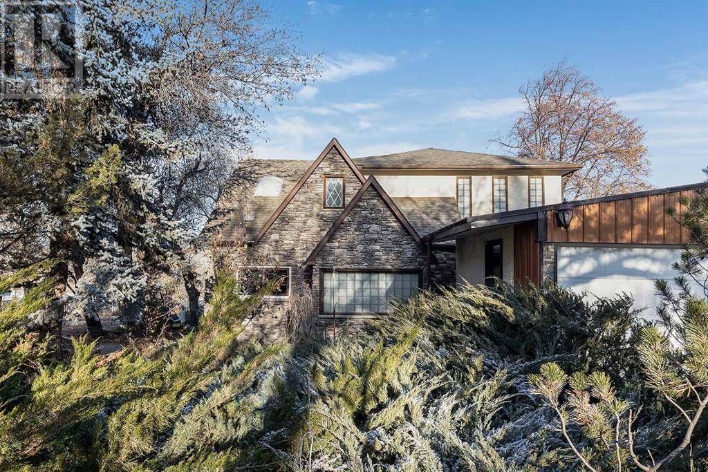 176 1 Street SW, Medicine Hat, AB T1A3Y9