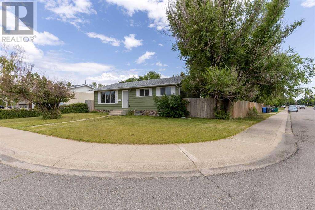 Lethbridge, AB T1K4R7,75 Pensacola Court W