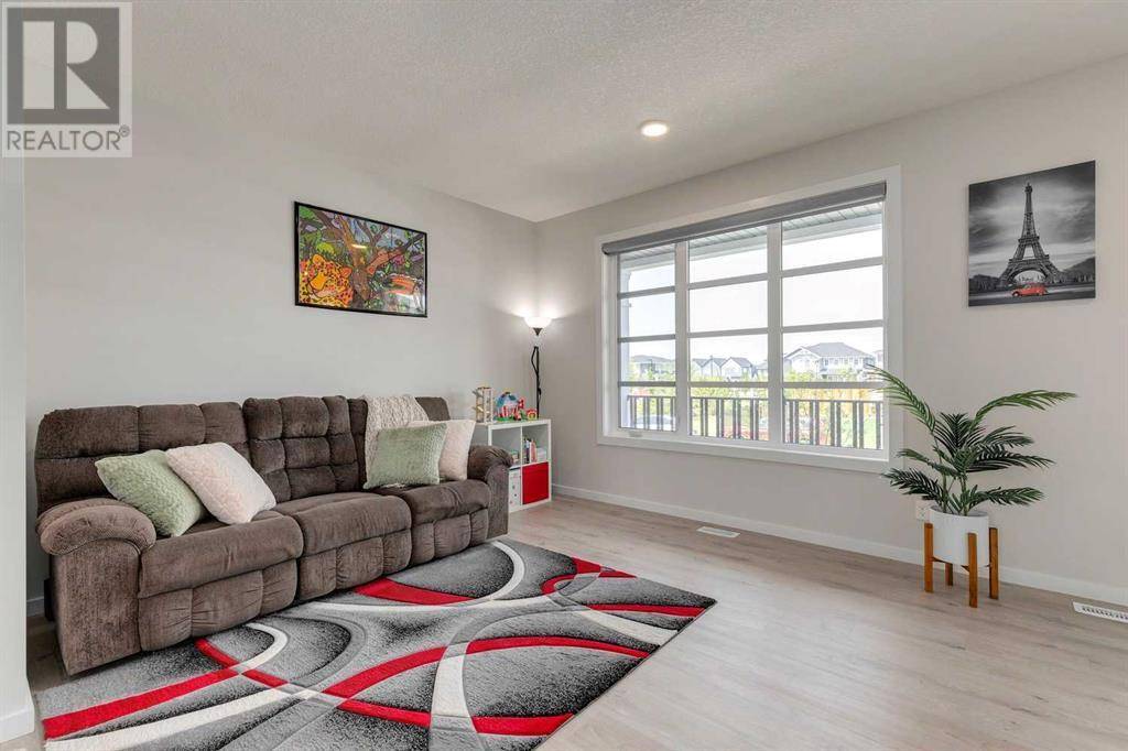 Airdrie, AB T4A3M8,54 Lawrence Green SE