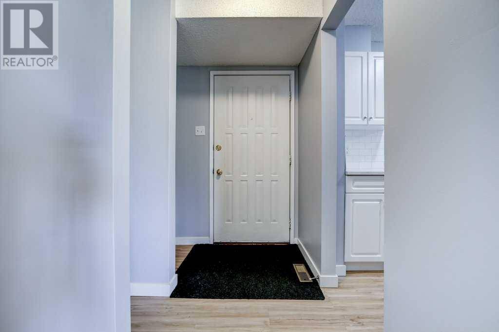 Lethbridge, AB T1K3Y4,14, 65 Lafayette Boulevard W