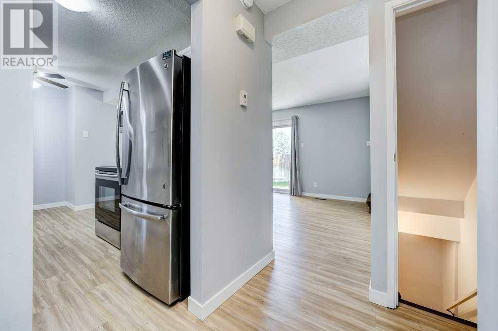Lethbridge, AB T1K3Y4,14, 65 Lafayette Boulevard W