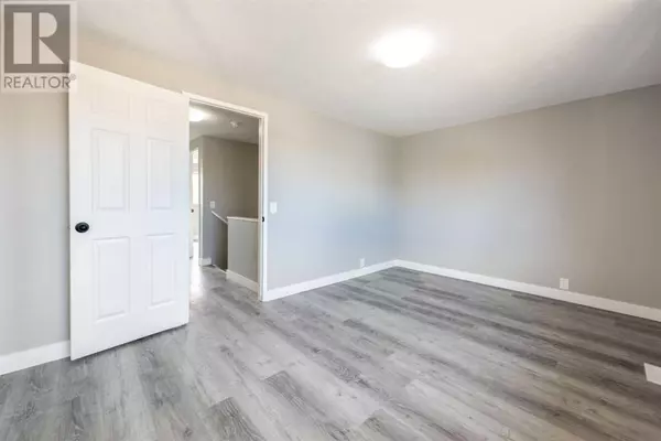 Calgary, AB T3J1C6,5514 54 Street NE