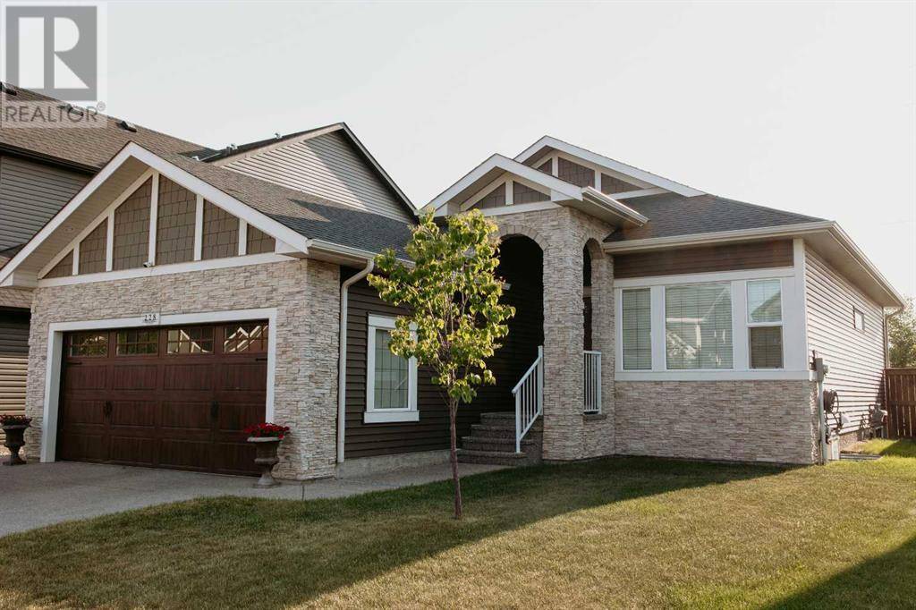 228 Aspenmere Circle, Chestermere, AB T1X0T5