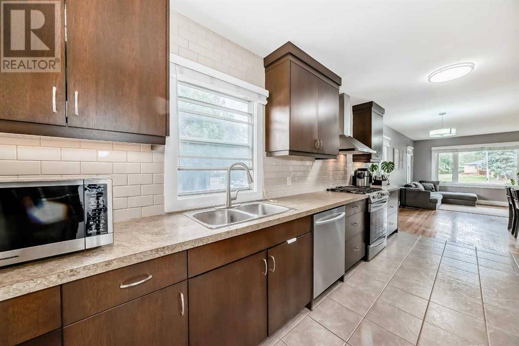 Calgary, AB T2T5E3,2301 Richmond Road SW