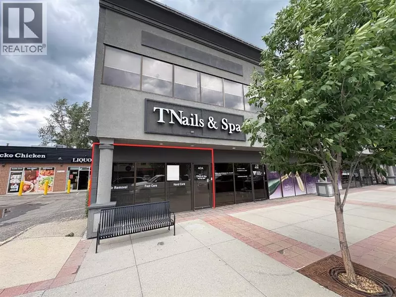 40A Elizabeth Street, Okotoks, AB T1S1K0