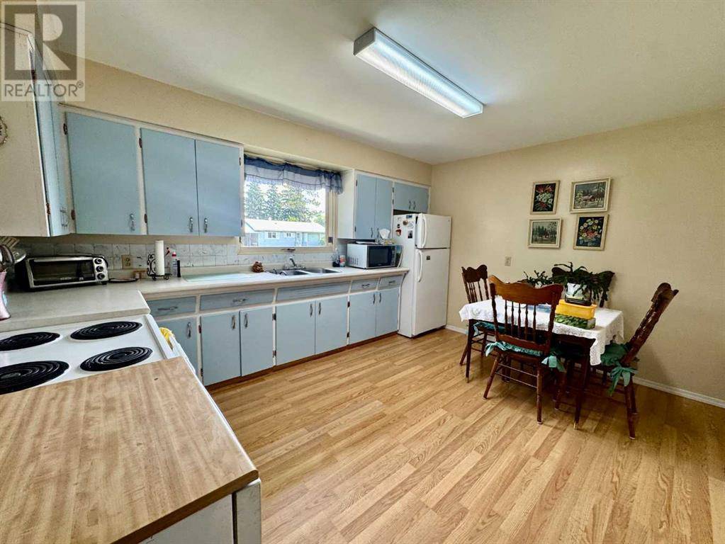 Rocky Mountain House, AB T4T1L6,5012 56 Street