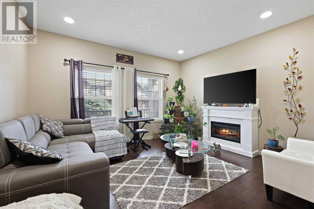 Calgary, AB T2Z0W9,74 Copperpond Heights SE