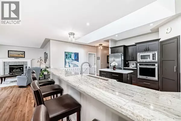 Calgary, AB T2Z2X7,42 Inverness Close SE