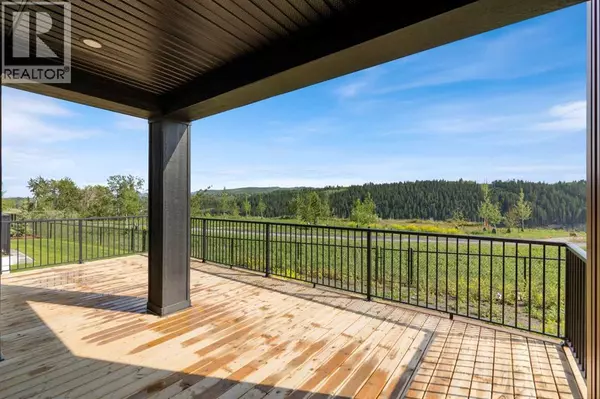 Calgary, AB T3L0L4,237 Rowmont Drive NW