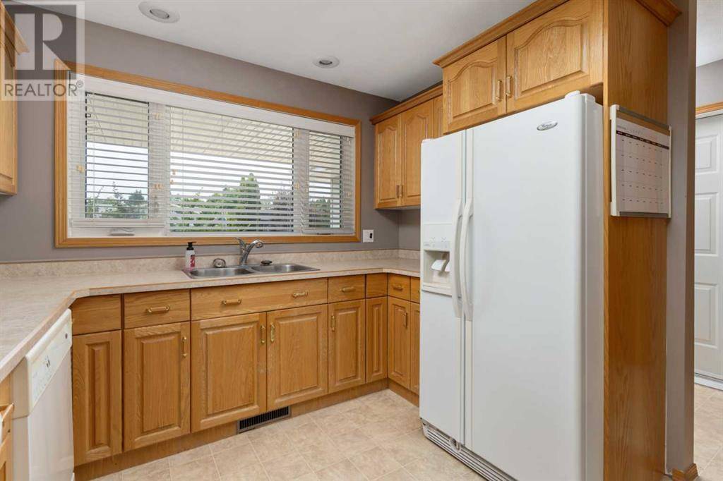 Forestburg, AB T0B1N0,Unit 2, 4807 49 Avenue