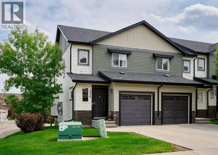 226 Pantego Lane NW, Calgary, AB T3K0T1