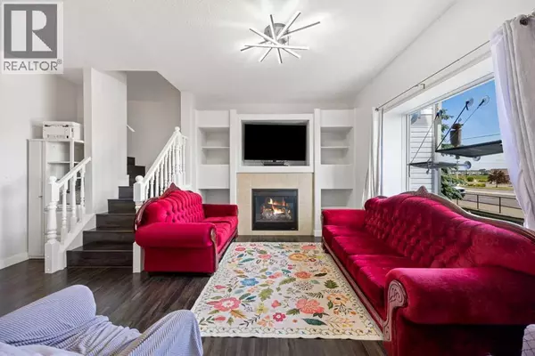 Airdrie, AB T4B2Y9,903, 720 Willowbrook Road NW