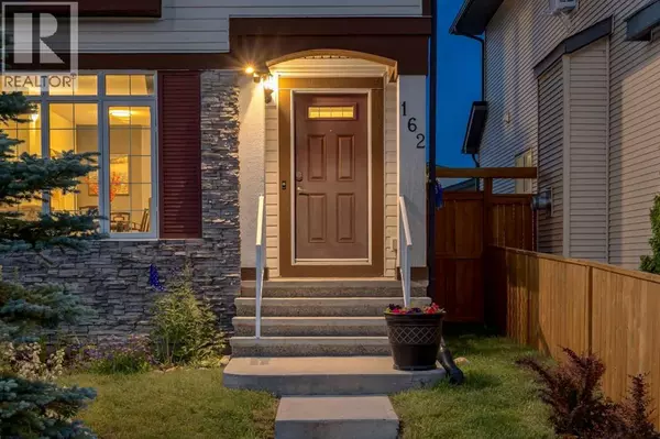 Calgary, AB T2X0T3,162 WALDEN Crescent SE