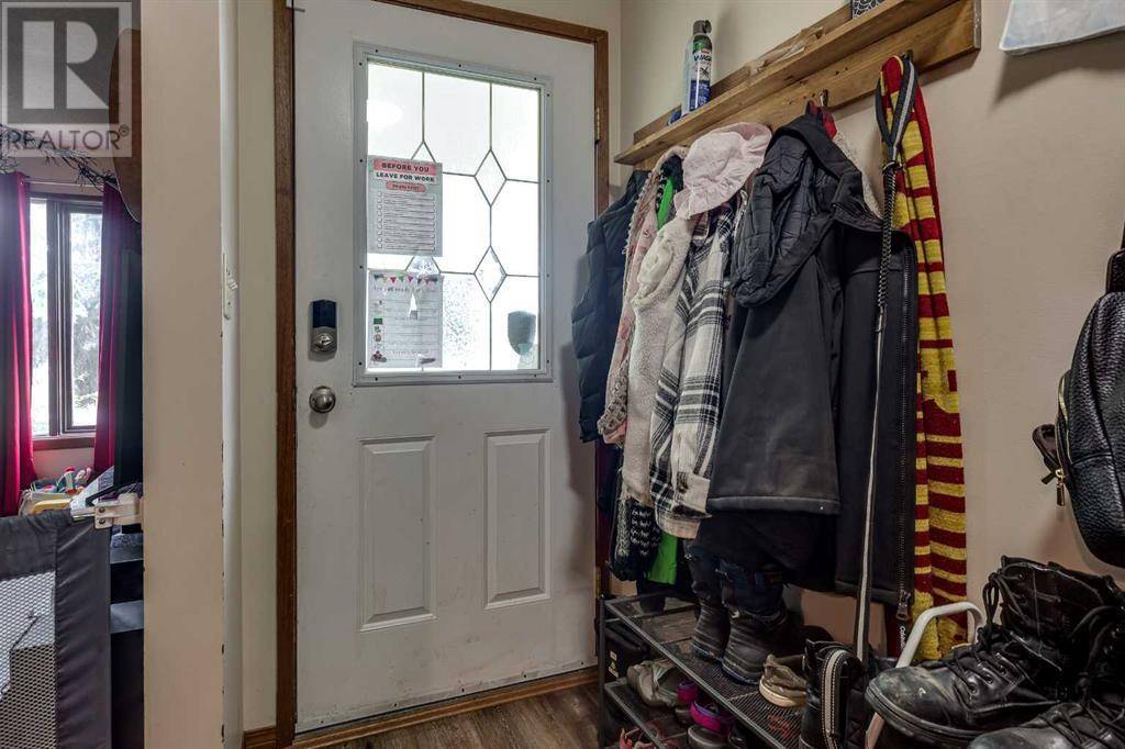 Red Deer, AB T4R1X4,77 EASTMAN Crescent