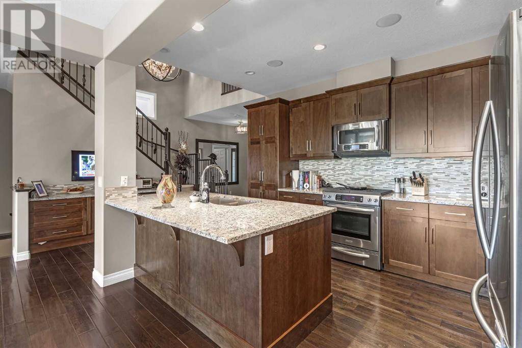 Calgary, AB T3H0J6,167 Aspen Summit View SW