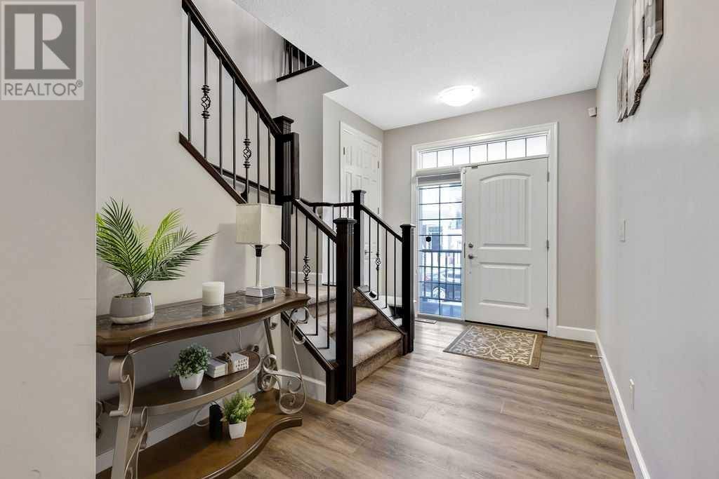 Calgary, AB T3P1P8,165 Carrington Close NW