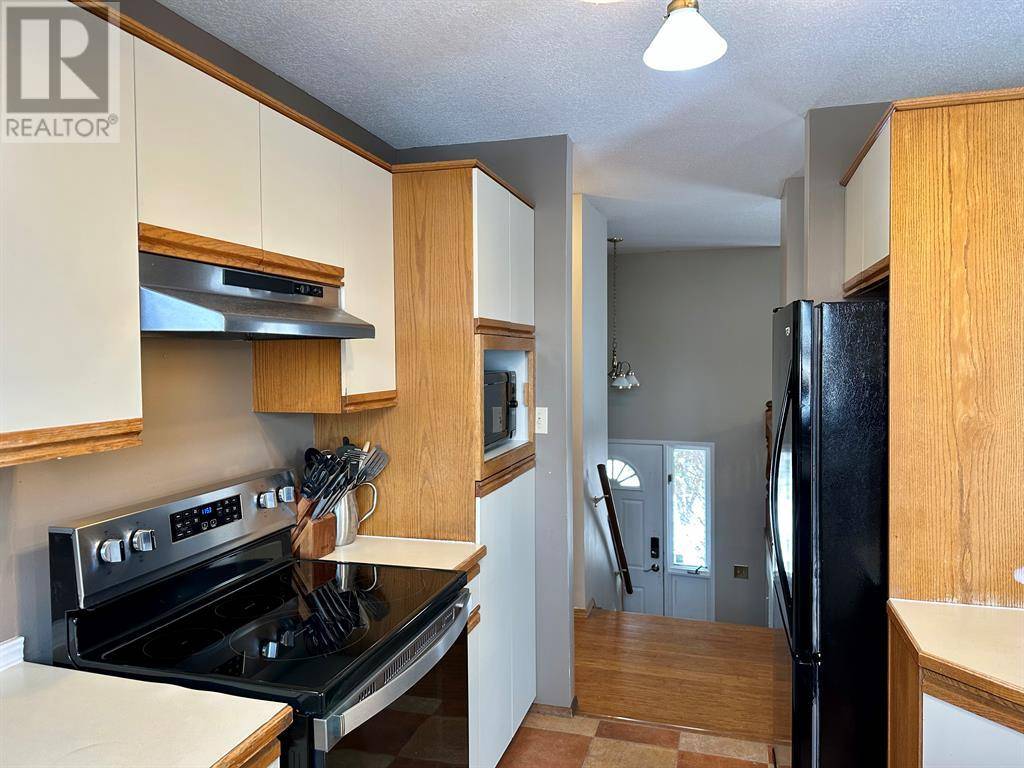 Lac La Biche, AB T0A2C0,9114 95 Ave.