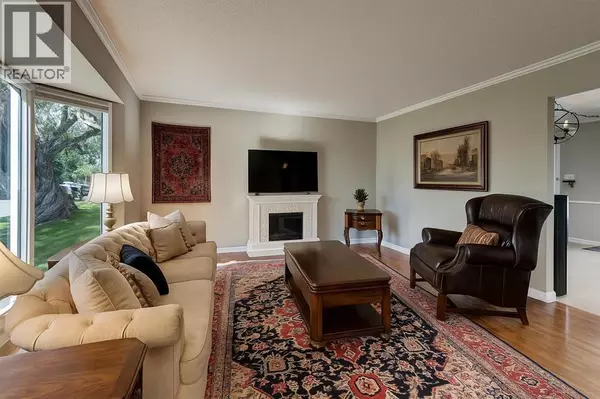 Calgary, AB T2J0Y1,32 Atlanta Crescent SE